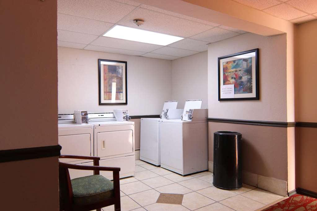 Ramada by Wyndham Davenport Orlando South - photo 27