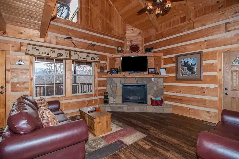 Chubby And Cubbys Den — 5-Star Luxury Hotel in Gatlinburg, United States