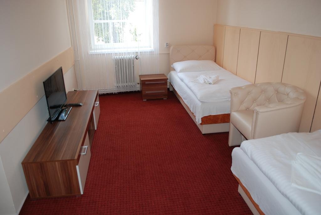 Hotel Ďumbier — Brezno — photo 3