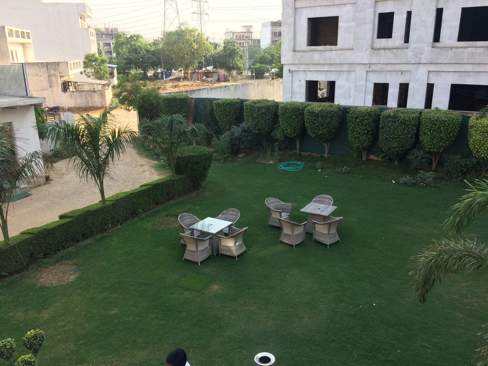 Ds Mezbaan — Gurgaon — photo 4