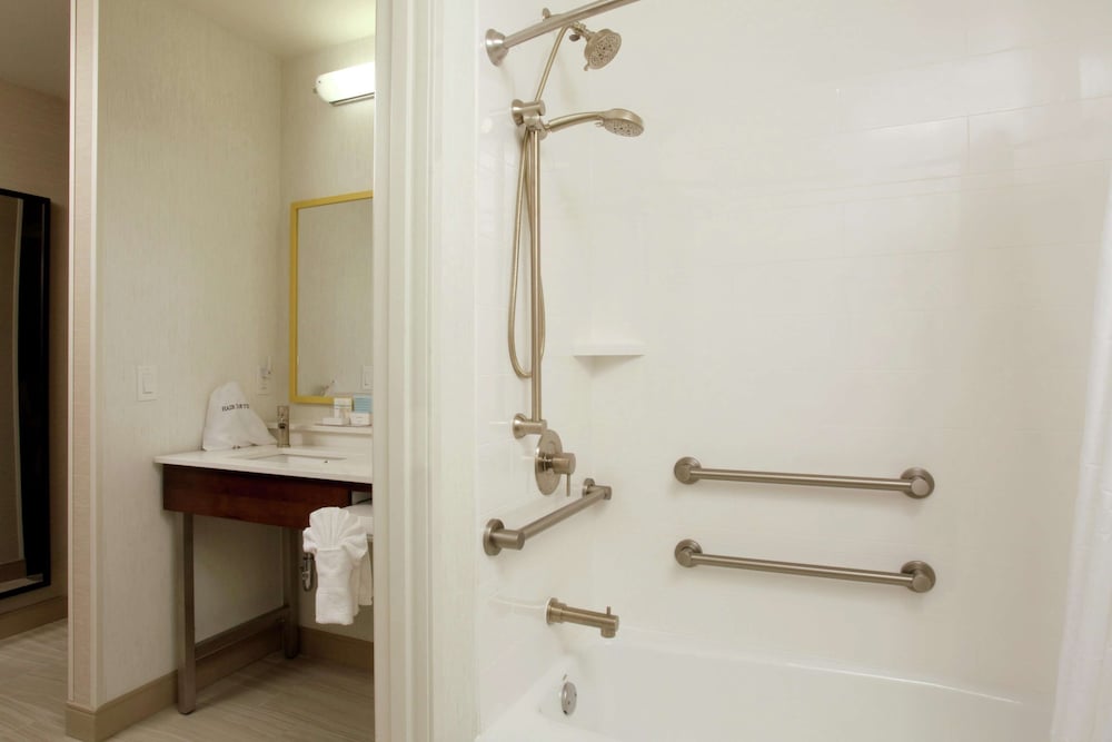 Hampton Inn Richland Tri Cities - photo 34