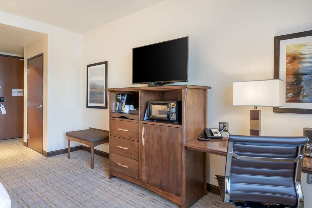 Best Western Premier Boulder Falls Inn - photo 27