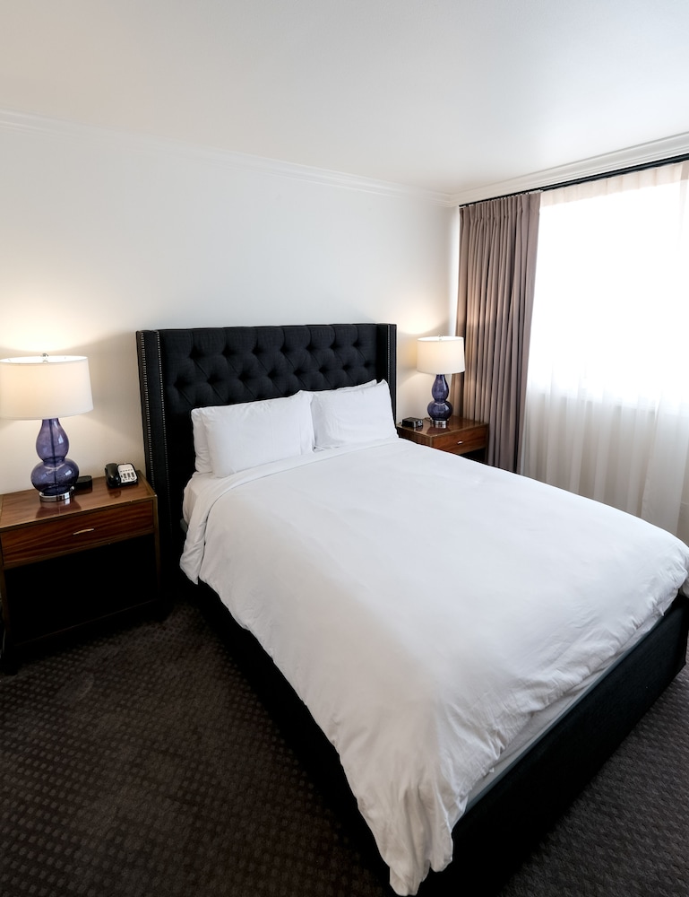 Hotel Ella - photo 25