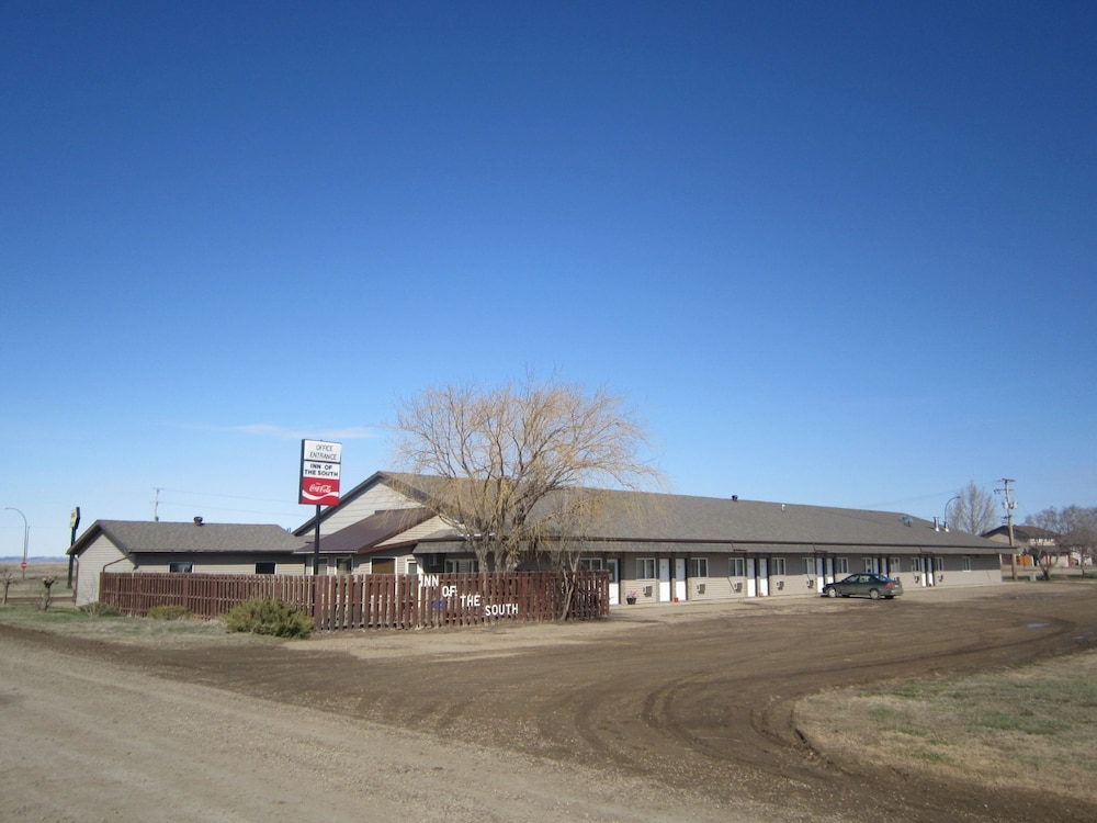 Inn Of The South — Shaunavon