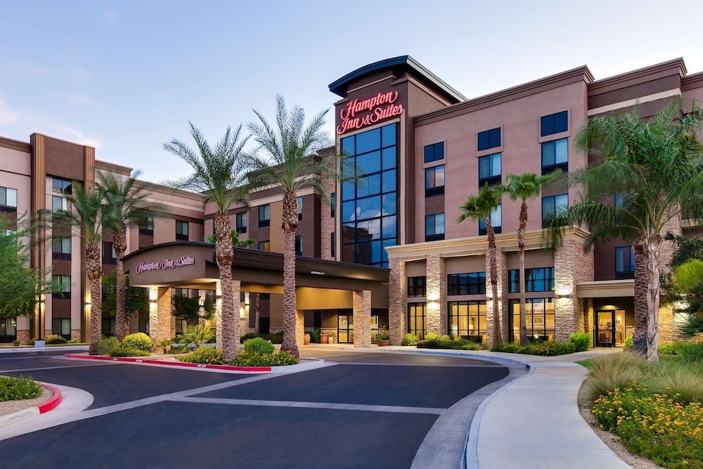 Hampton Inn & Suites Phoenix Glendale Westgate in Glendale, United States