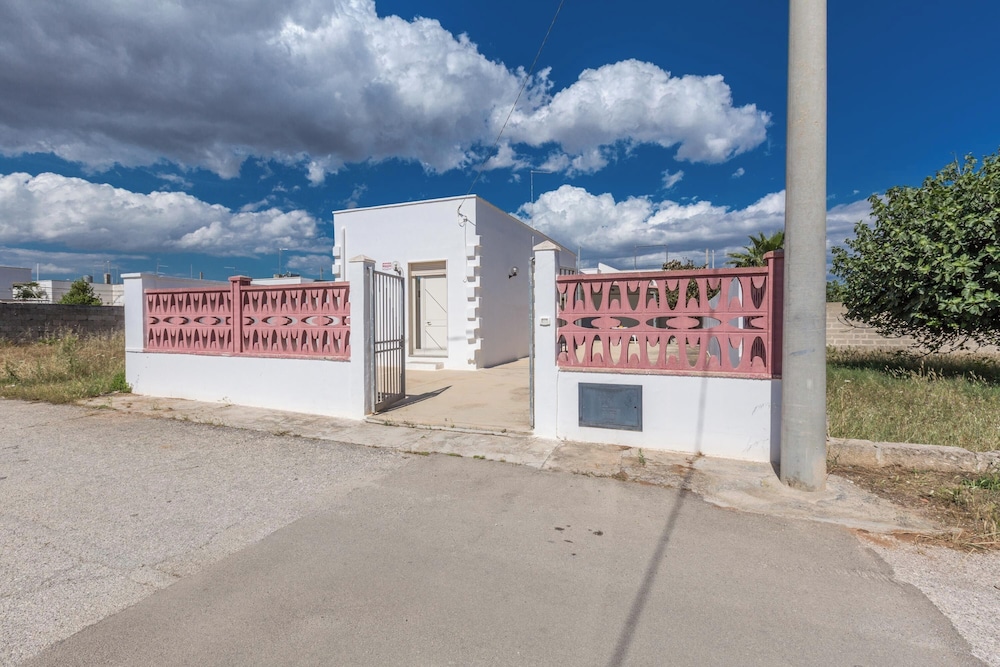4030 Villetta Giovy by Barbarhouse — 4-Star Luxury Hotel in Porto Cesareo, Italy