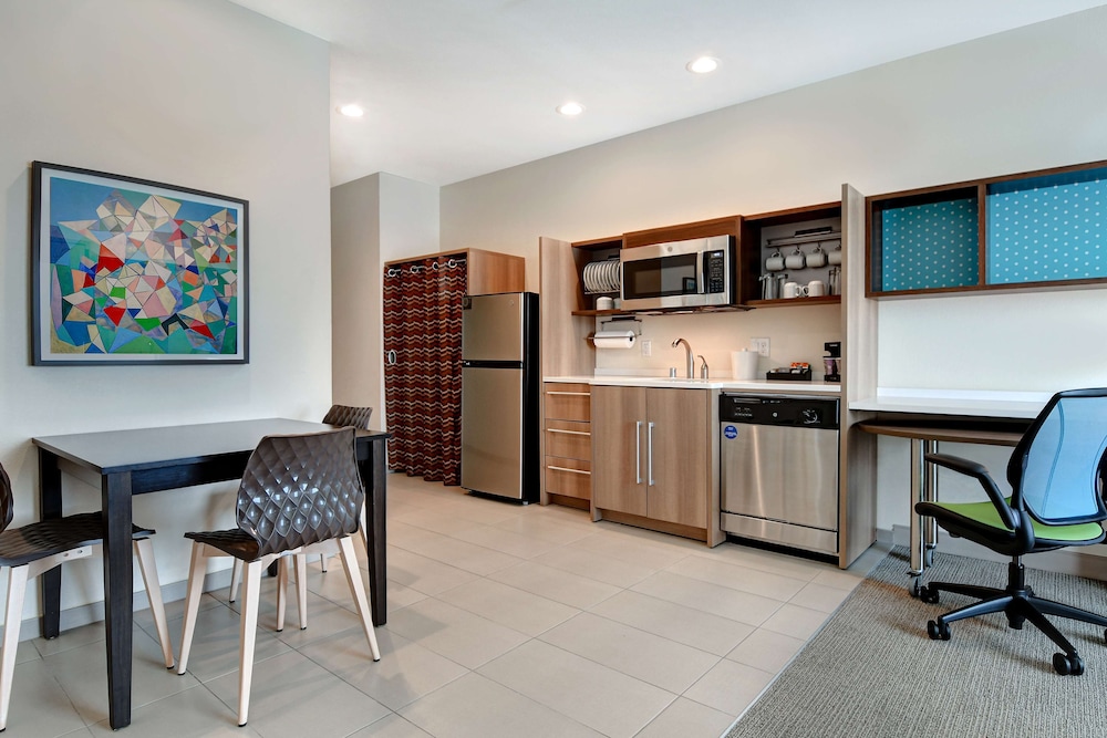 Home2 Suites by Hilton North Plano Hwy 75 - photo 17