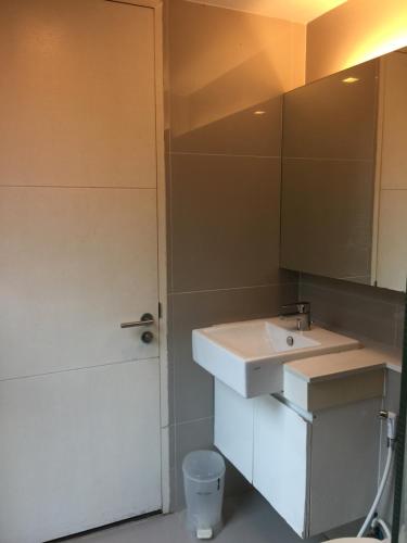 Livat5r1042