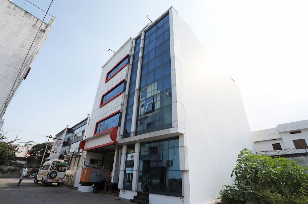 Oyo 22809 Pearl - last minute hotel in Haridwar