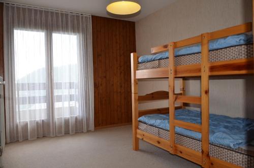 Appartement Valena 5 — 4-Star Luxury Hotel in Riddes, Switzerland