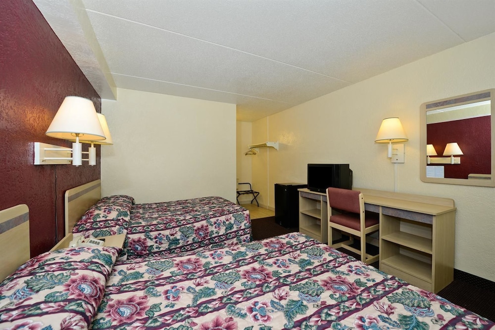 Americas Best Value Inn Battle Creek - photo 5