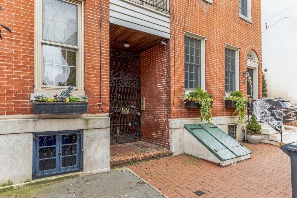 228 Catherine Street Philadelphia in Philadelphia, United States