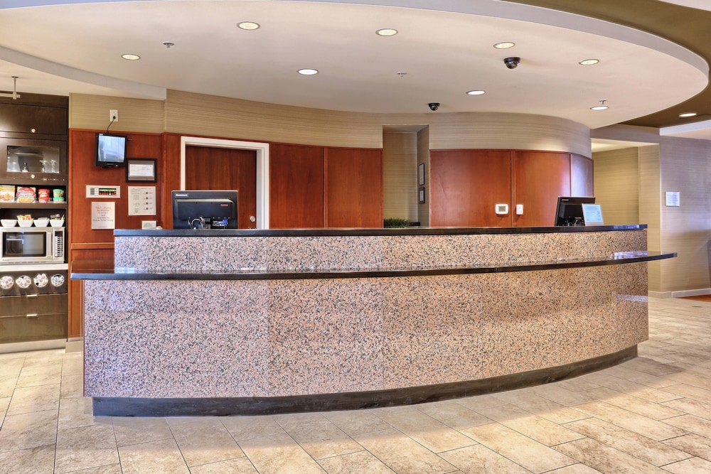 Courtyard by Marriott Harrisburg West Mechanicsburg - photo 4