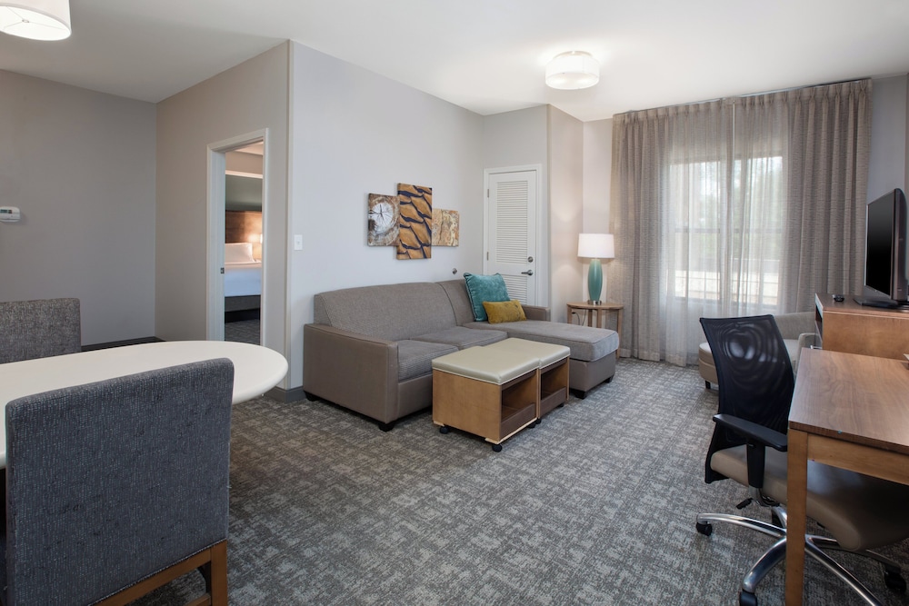 Staybridge Suites Auburn Hills by IHG - photo 13