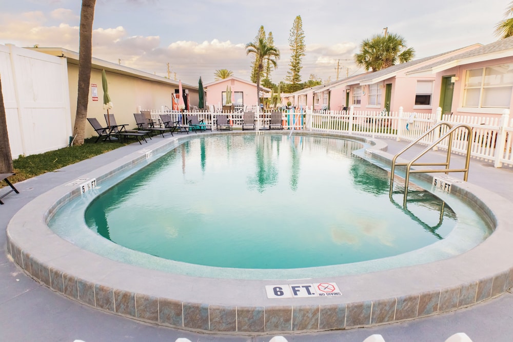 The Beach Haven Resort - photo 9