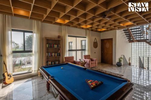 StayVista’s The Sweet Life 5BHK Luxury Farm stay with Private Pool in Sohna