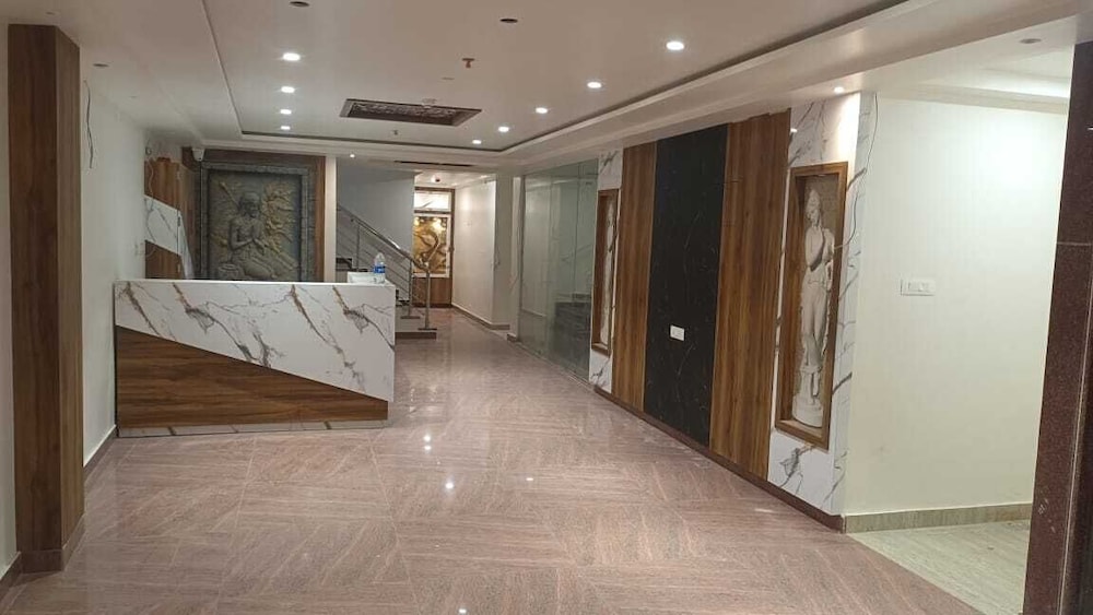 Rudra Ganga Hotel — Varanasi