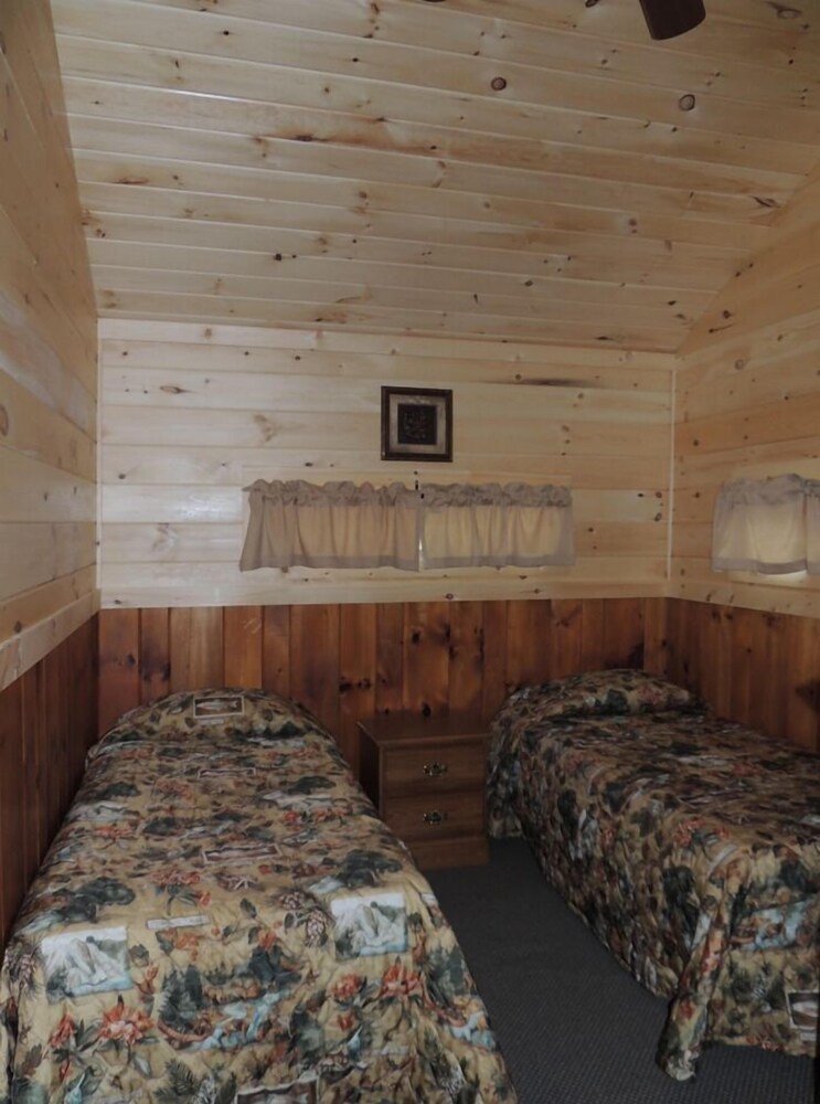 Lake George Diamond Cove - photo 24
