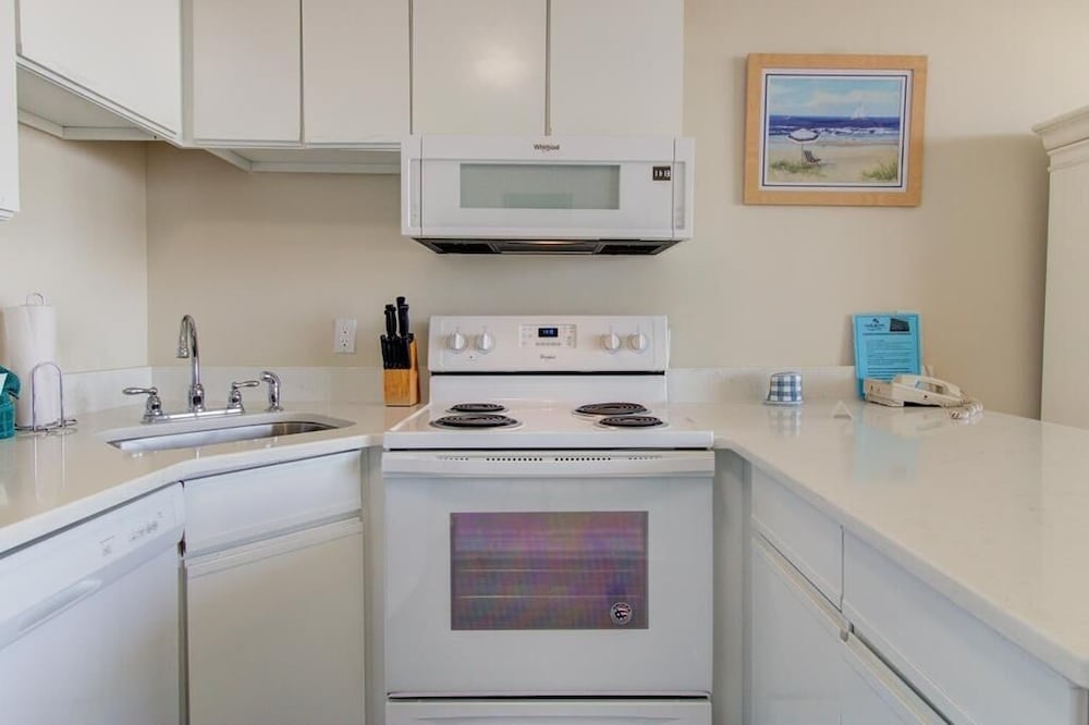 0204 Seaside Sanctuary by Atlantic Towers - photo 18
