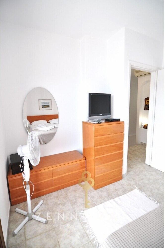 Zennova 43 Pirgadikia Sky & Sea Home — 4-Star Luxury Hotel in Megali Panagia, Greece