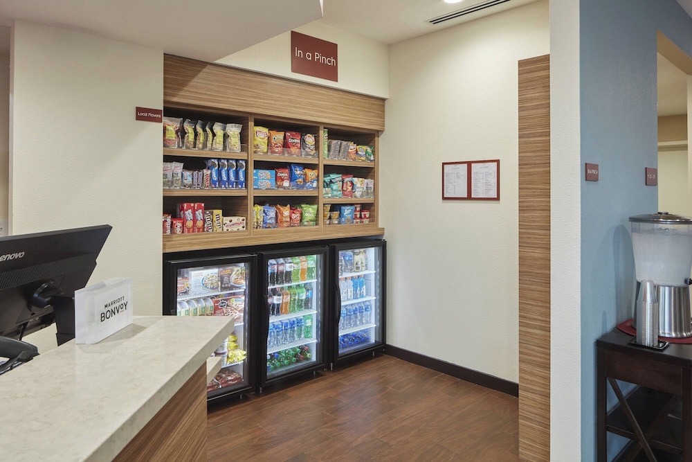 TownePlace Suites by Marriott Tampa South - photo 15