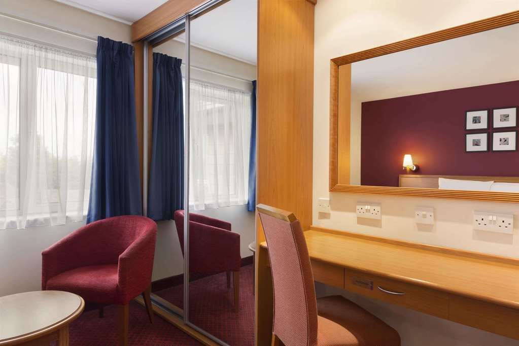 Days Inn Peterborough — Peterborough