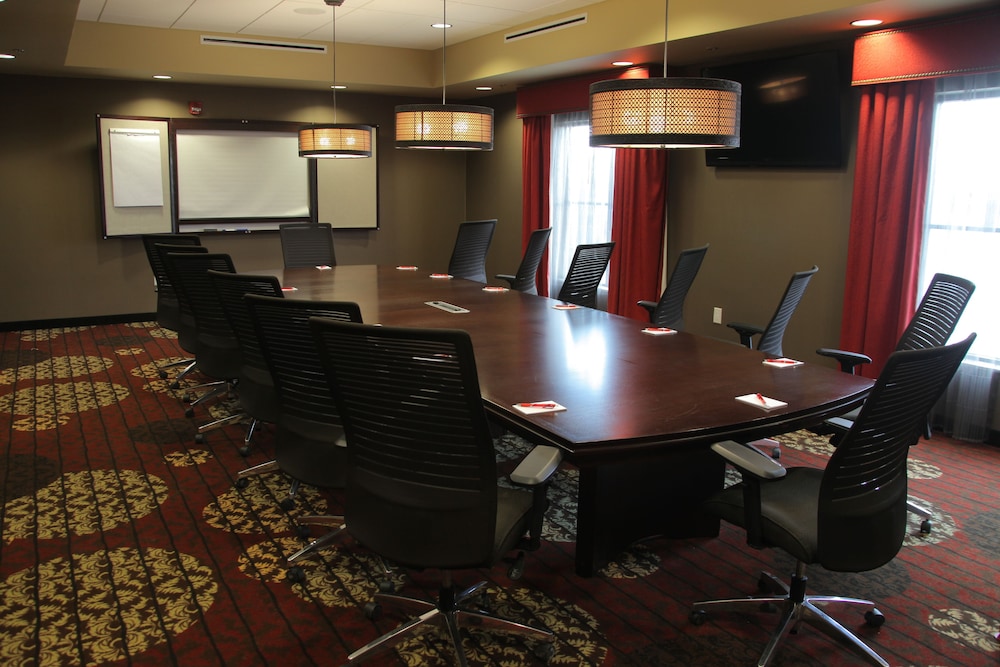 Teddy's Residential Suites Watford City - photo 38
