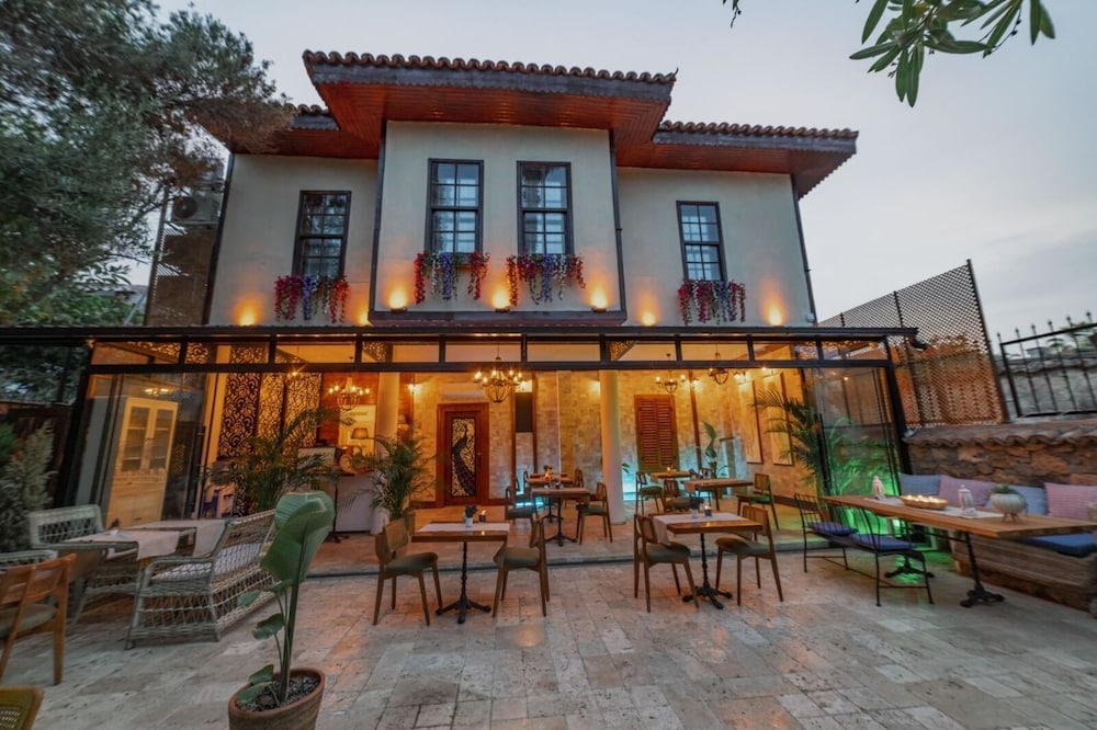 Sofa Hotels Kaleiçi — 4-Star Luxury Hotel in Antalya, Turkey