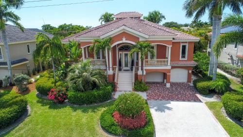 Pyrula’s Palace in Sanibel, United States