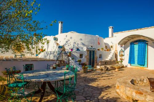 Trullo of the Living Garden — 4-Star Luxury Hotel in Ostuni, Italy