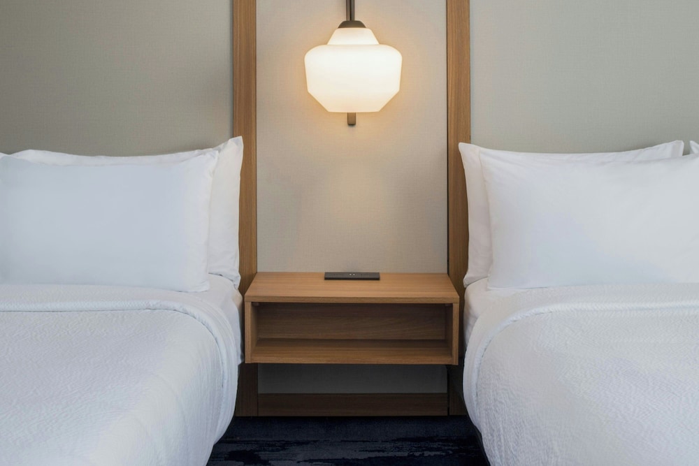 Fairfield Inn & Suites by Marriott Scottsdale Old Town - photo 15