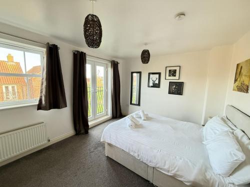 Meadowside Apartment Part of the The Bay Filey Holiday Village with pool gym and direct beach access pub restaurant tennis and meadows walks