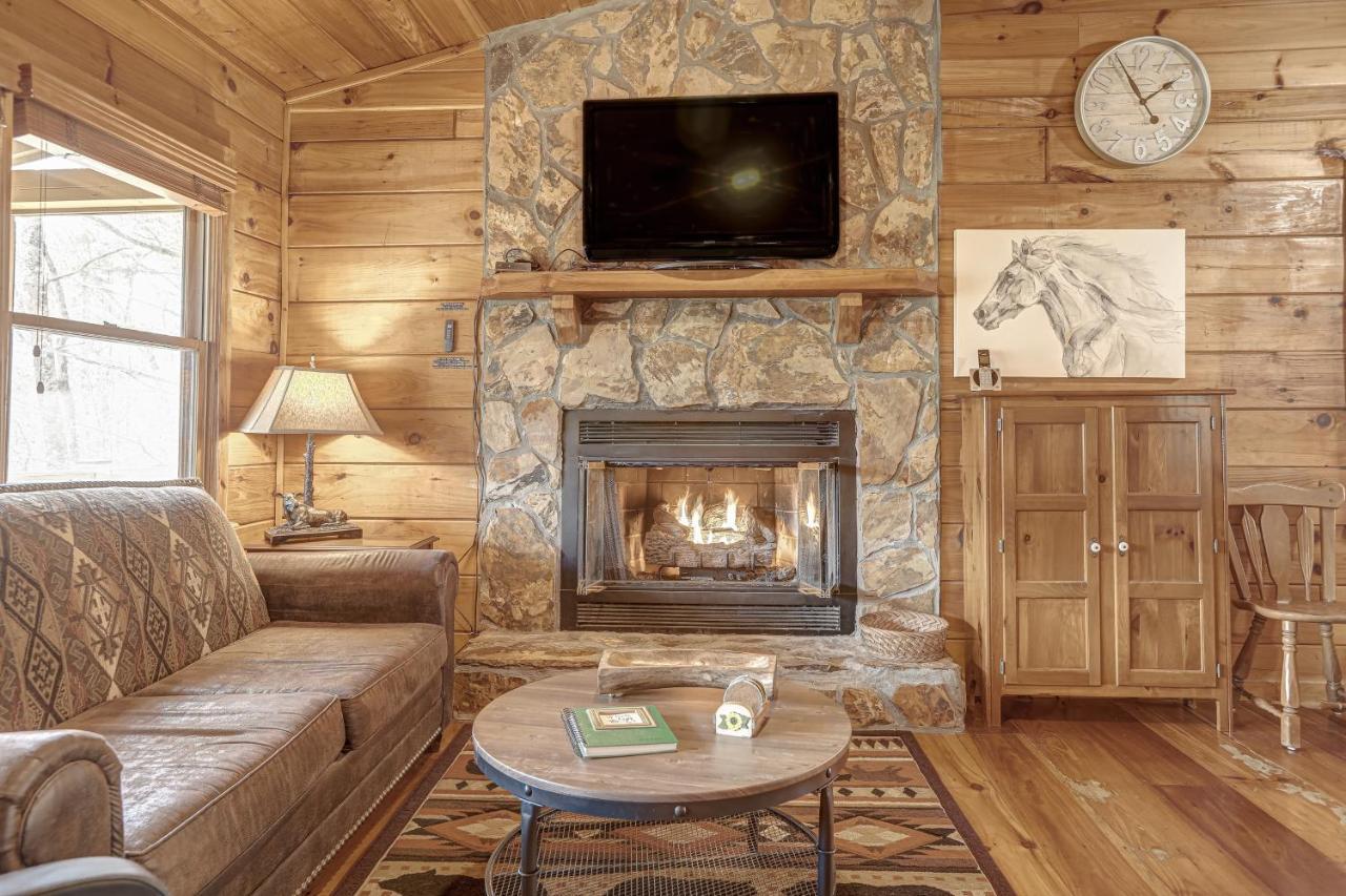 Antler Ridge Hideaway in Blue Ridge, United States