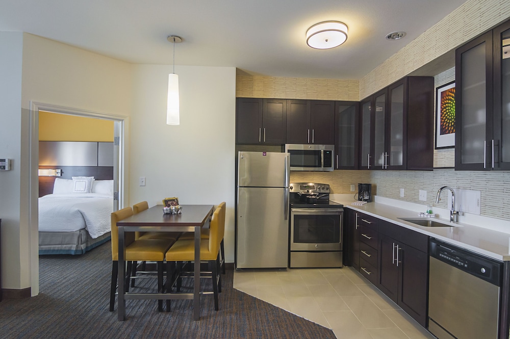 Residence Inn by Marriott Denton - photo 13