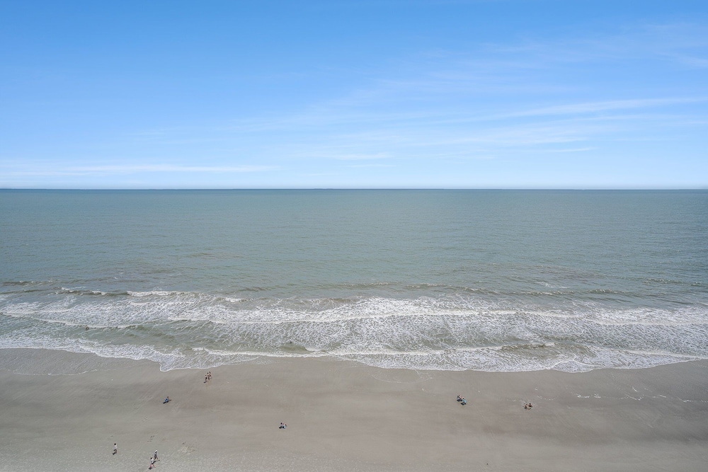 1412 Waters Edge Resort 3 Bedroom Condo by RedAwning - photo 39