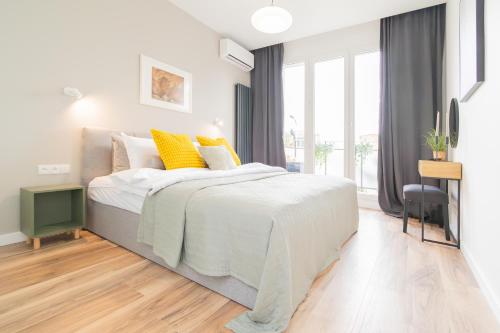 Glow Apartments Apartament Poczty Polskiej Gdańsk Główny — 4-Star Luxury Hotel in Gdansk, Poland
