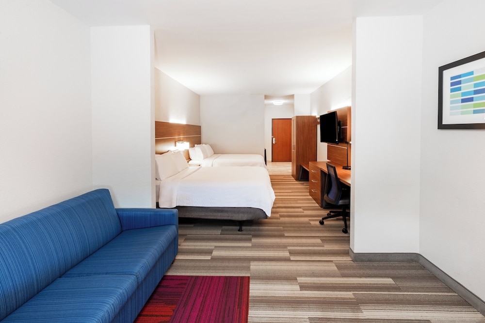 Holiday Inn Express & Suites Del Rio by IHG - photo 19