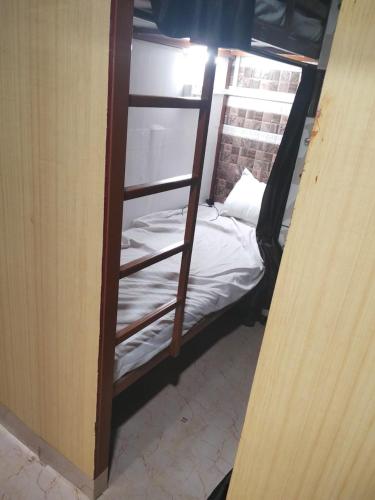 New Assar Pg Stay Fully Ac — 5-Star Luxury Hotel in Mumbai, India