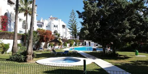 Resort Calahonda Garden Medina del Zoco Beach by H&H — 4-Star Luxury Hotel in Malaga, Spain