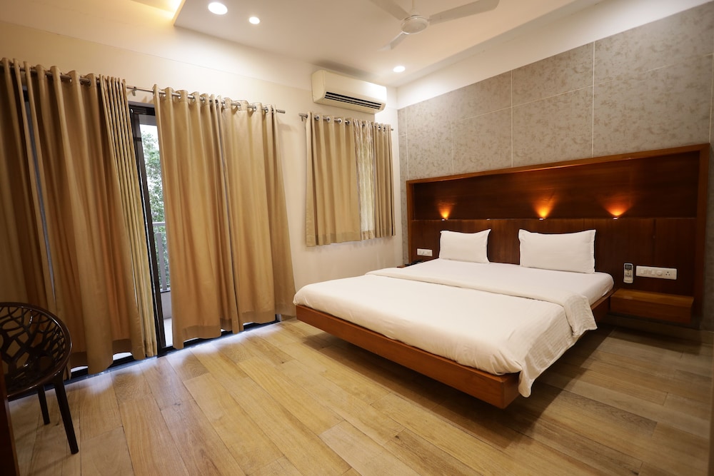 Hotel President Banquet & Lawns in Aurangabad, India