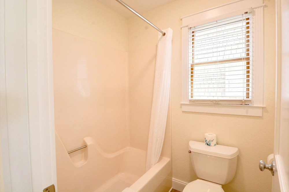 Lighthouse View Oceanfront Lodging - photo 56