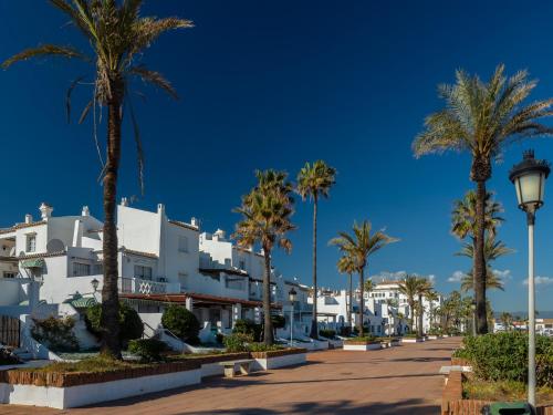 2308 2Bedrooms Apt With Stunning Sea View Terrace — 4-Star Luxury Hotel in Manilva, Spain