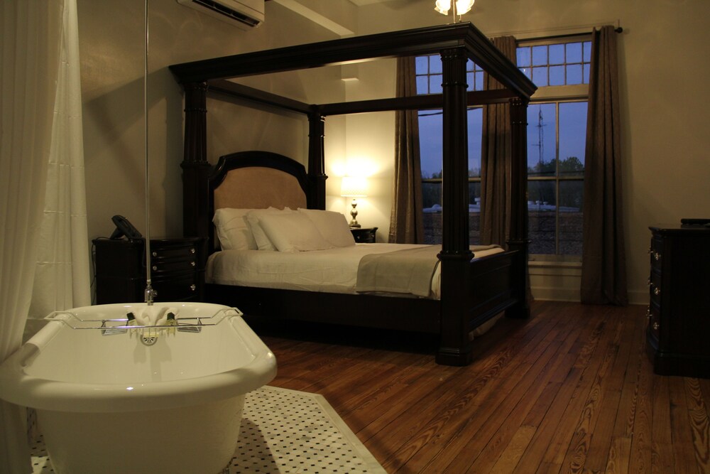 The Inn on the River - photo 6