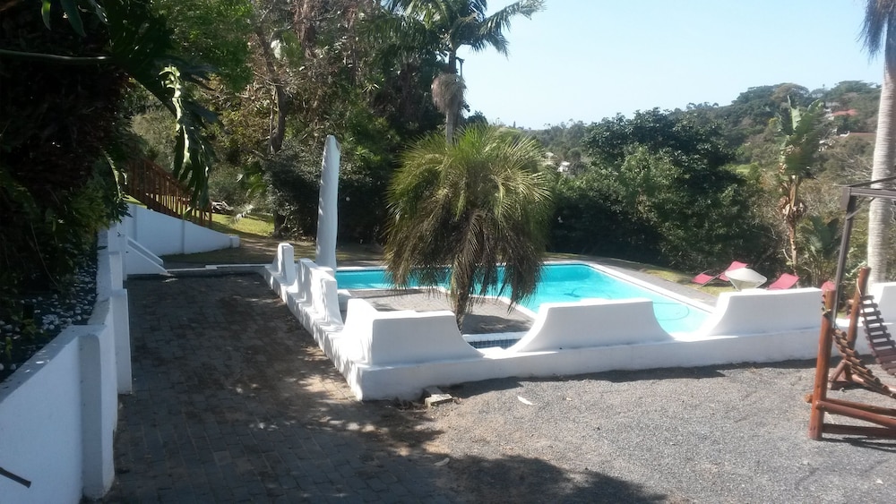 Mhlangeni Lodge B&B — 5-Star Luxury Hotel in Margate, South Africa