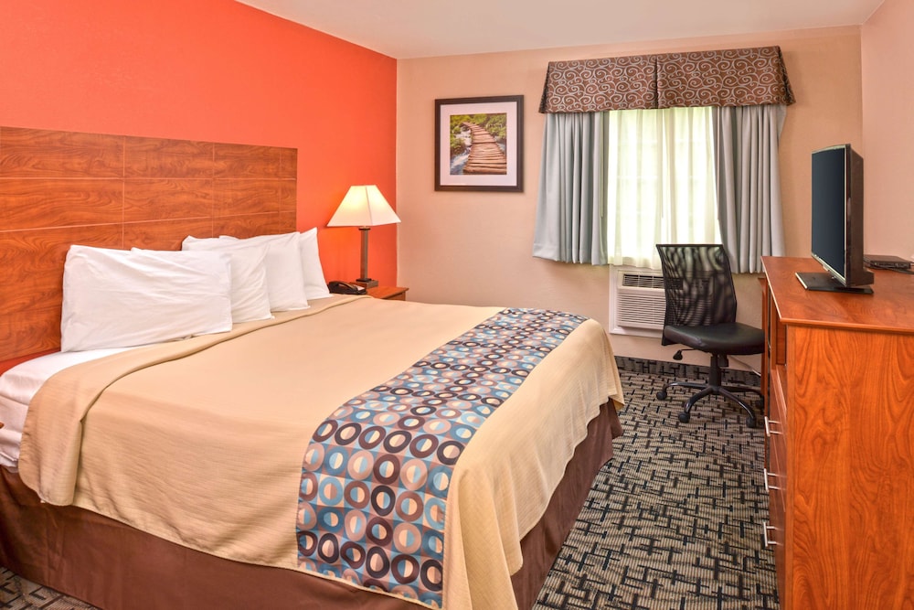 Americas Best Value Inn Putnam - photo 8