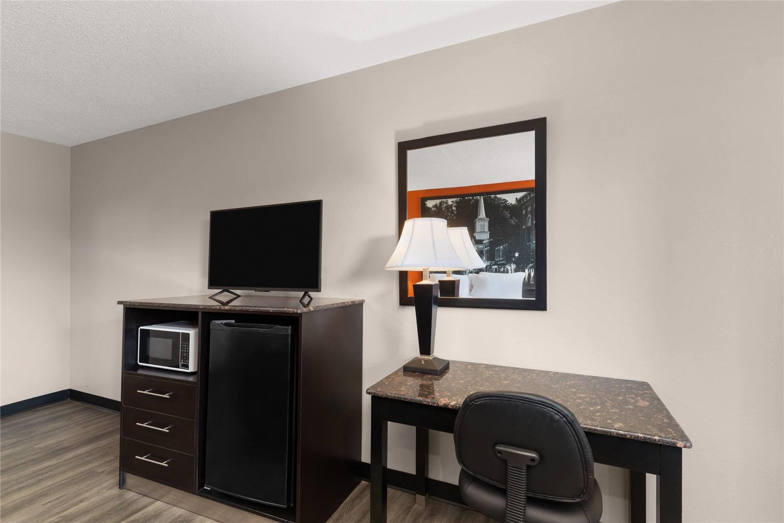 Super 8 by Wyndham Bulls Gap Greeneville Area - photo 21