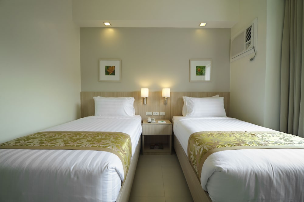 Zerenity Hotel & Suites — Cebu City — photo 4