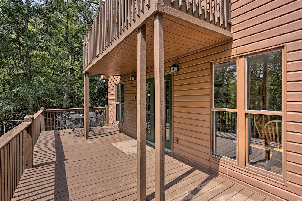 Ellijay Resort Cabin with Fire Pit Decks And Hot Tub - photo 14