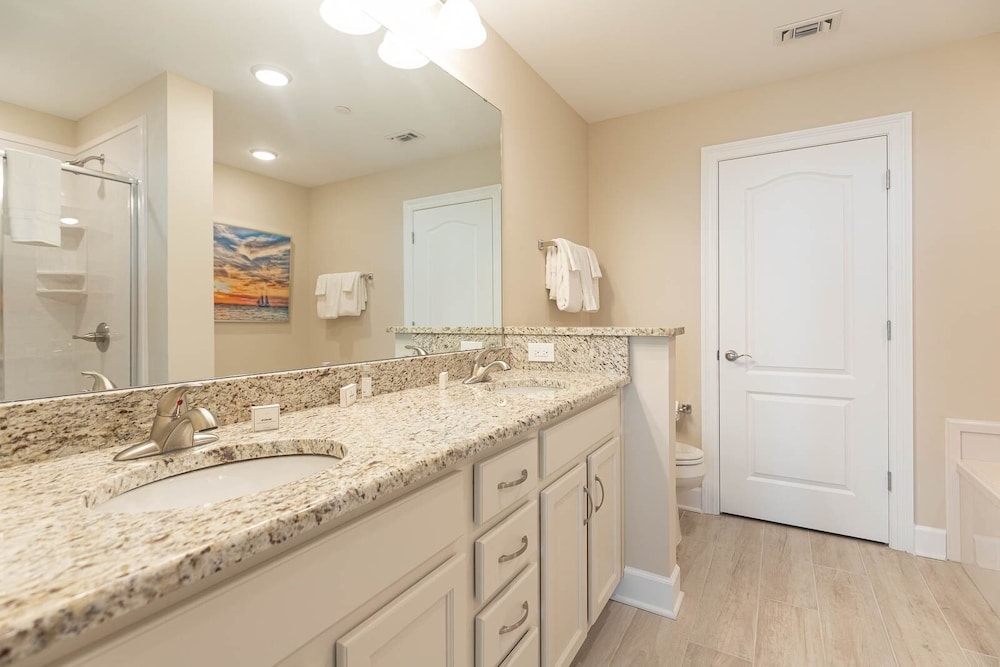 Phoenix Gulf Towers 703 3 Bedroom Condo - photo 15