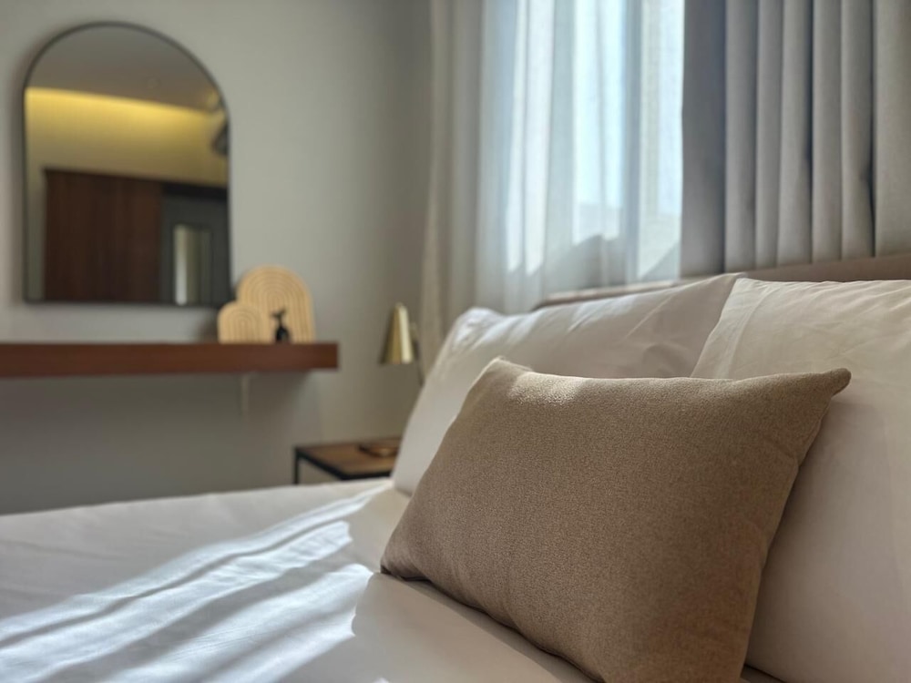 M Residence by Dayf Self Service Apart. — 4-Star Luxury Hotel in Jeddah, Saudi Arabia